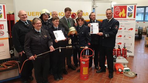 Freiwillige Feuerwehr Hofgeismar und der Förderverein Brandschutzaufklärung Landkreis Kassel