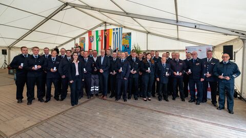 Einsatzkräfte aus dem Landkreis Darmstadt-Dieburg, welche in Griechenland im Waldbrandeinsatz waren.