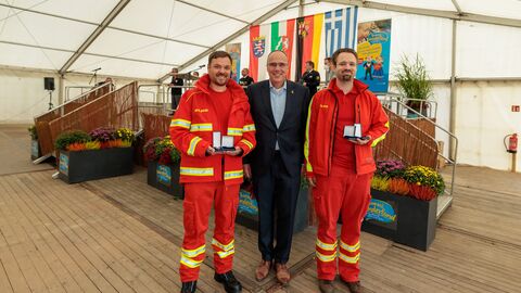 Einsatzkräfte aus dem Landkreis Schwalm-Eder, welche in Nordrhein-Westfalen im Katastropheneinsatz waren.