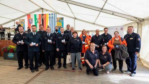 Einsatzkräfte aus der Stadt Frankfurt, welche in Nordrhein-Westfalen im Katastropheneinsatz waren.