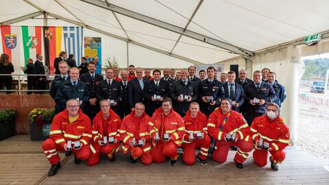 Einsatzkräfte aus dem Landkreis Limburg-Weilburg, welche in Nordrhein-Westfalen im Katastropheneinsatz waren.