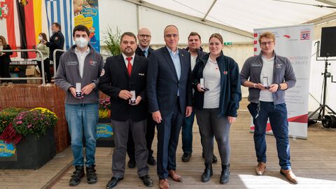 Einsatzkräfte aus dem Landkreis Kassel, welche in Rheinland-Pfalz im Katastropheneinsatz waren.