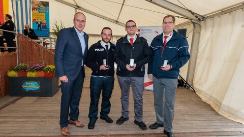 Einsatzkräfte aus dem Landkreis Offenbach, welche in Rheinland-Pfalz im Katastropheneinsatz waren.